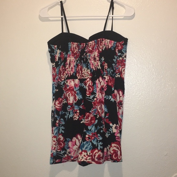 Band of Gypsies Black/Red Romper - Picture 2 of 7